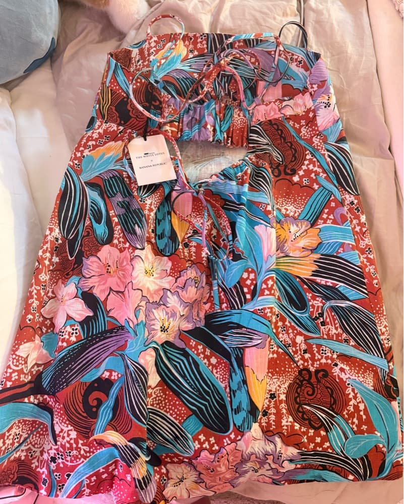 Vibrant Botanical Print Dress - Image 2