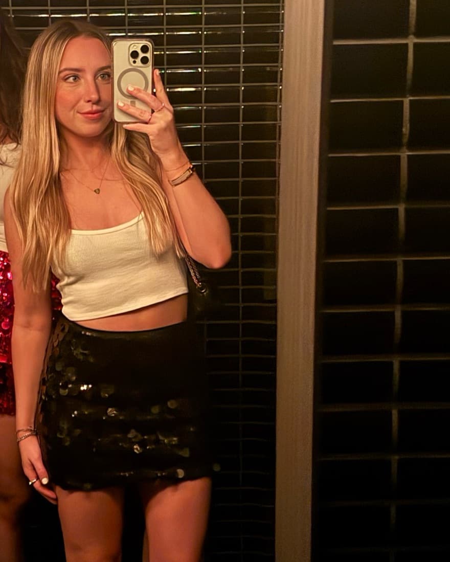 Black Sequin Mini Skirt - Image 2