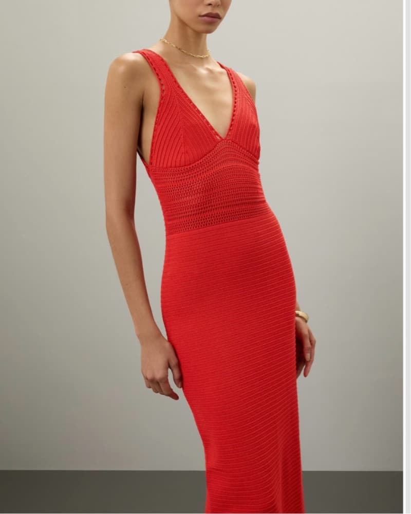murci dress Ruby Velvet Embellished Mini – Velvet Mini occasion-Bridesmaid COLOR:Ivory(photo color) its slim fit accentuates How to Style Shoes