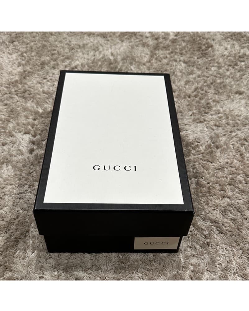 Elegant Gucci Satin Ankle Strap Sandals - Image 4