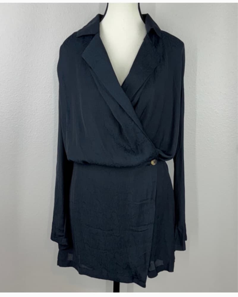 Free People Revolve Women M Black Snake - Image 2