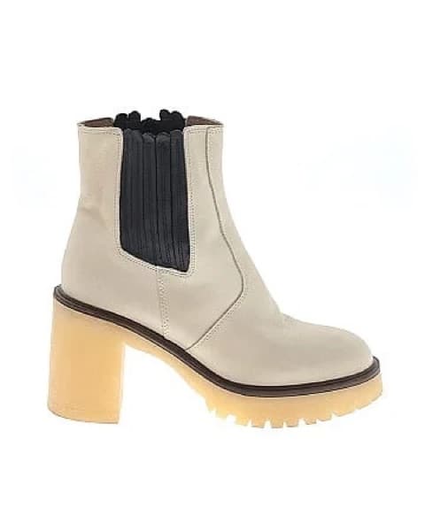 Free People Chelsea Boots - Image 2