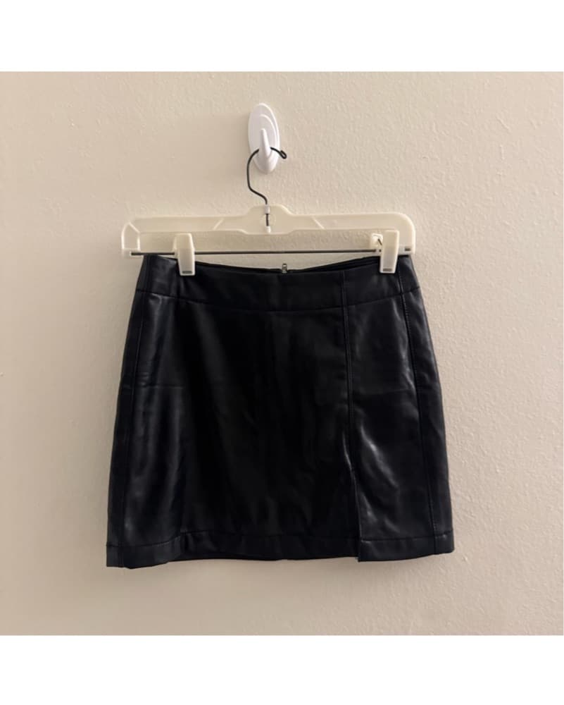 Sleek Faux Leather Mini Skirt - Image 4