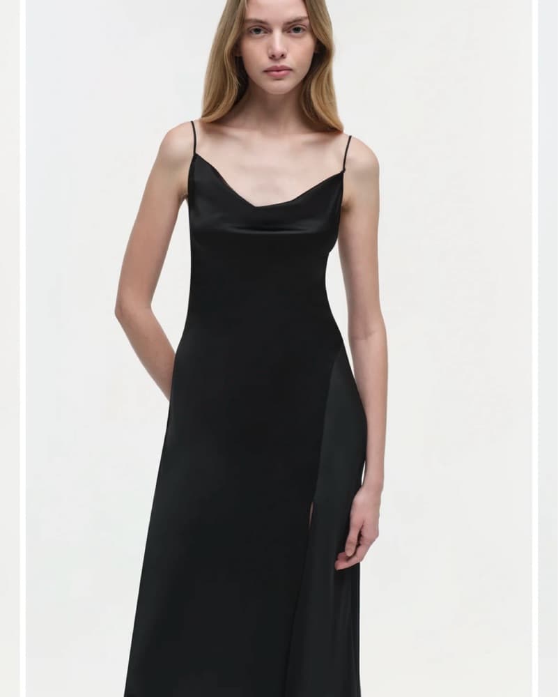 Elegant Black Maxi Dress - Image 3