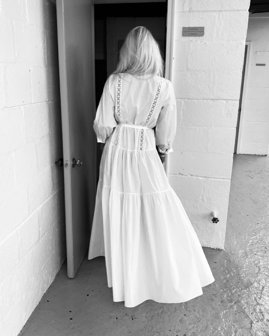 Misa Long White Dress - Image 2