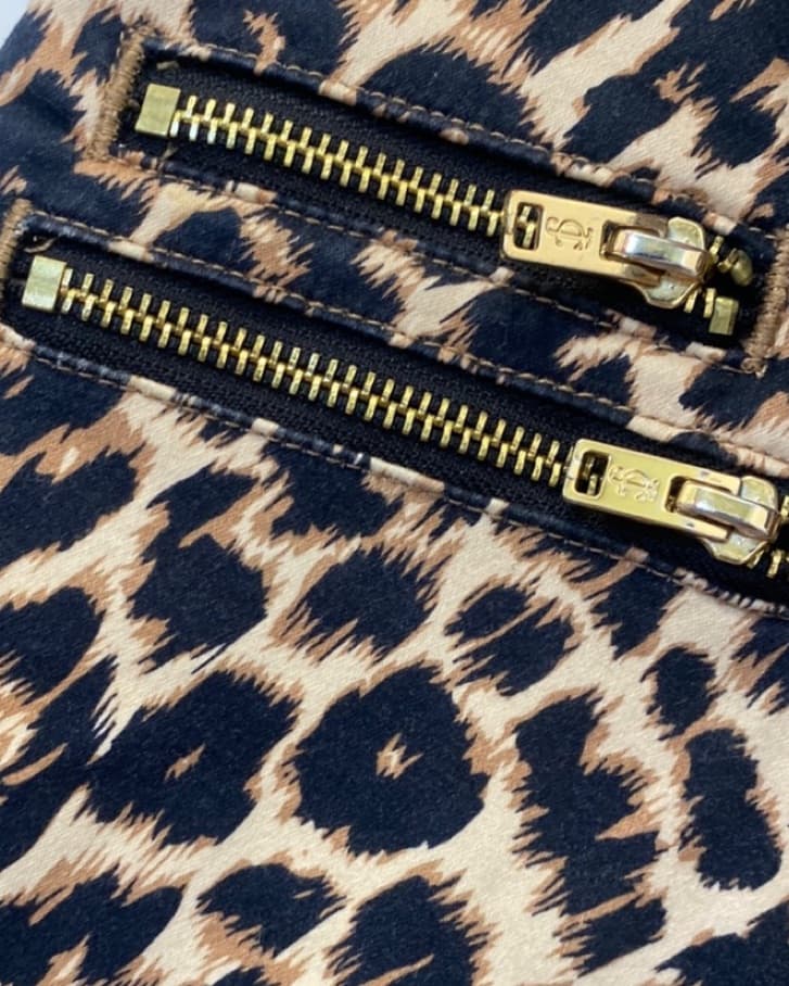 Juicy Couture Leopard Cheetah Jeans - Image 4