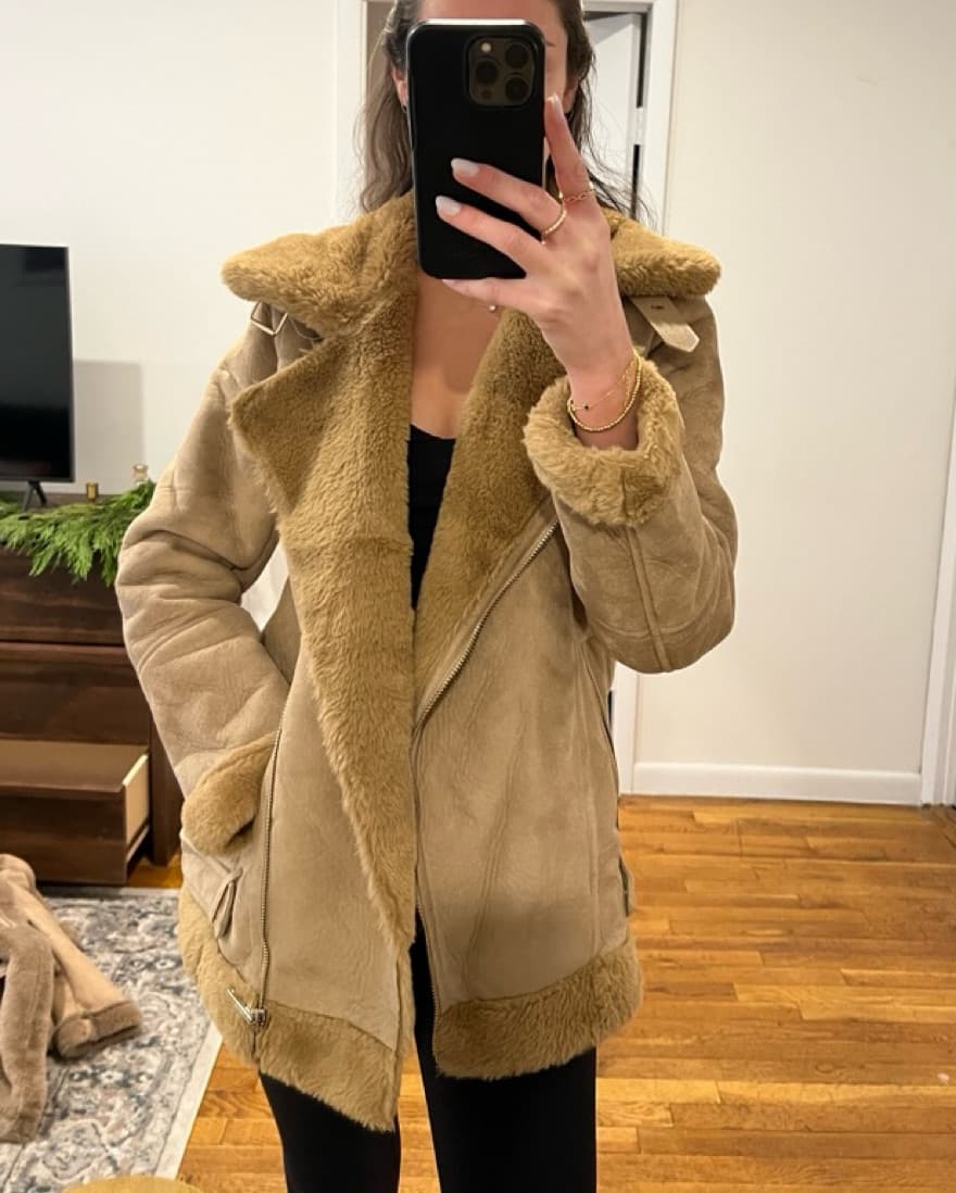 Revolve Winter Fur Jacket/Coat  - Image 2