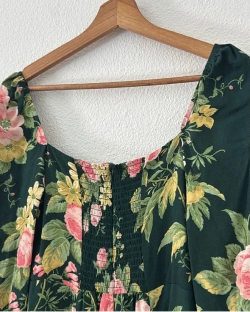 Long Sleeve Green Floral Dress - Image 6