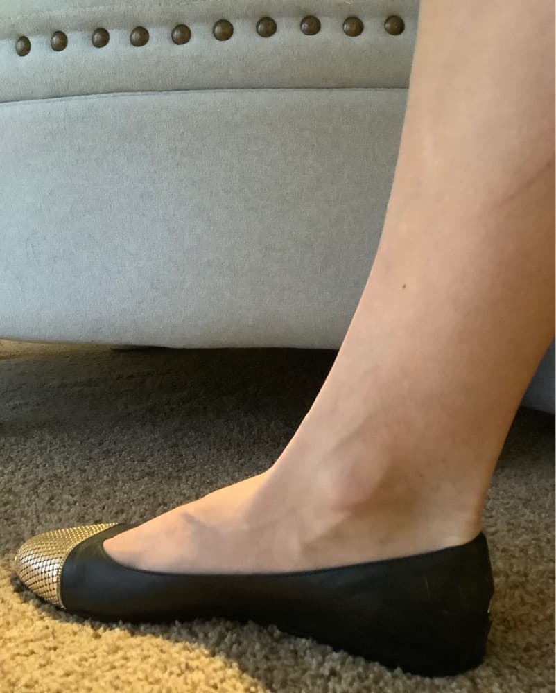 Chic Metallic Pointed Ballet Flats - Image 4