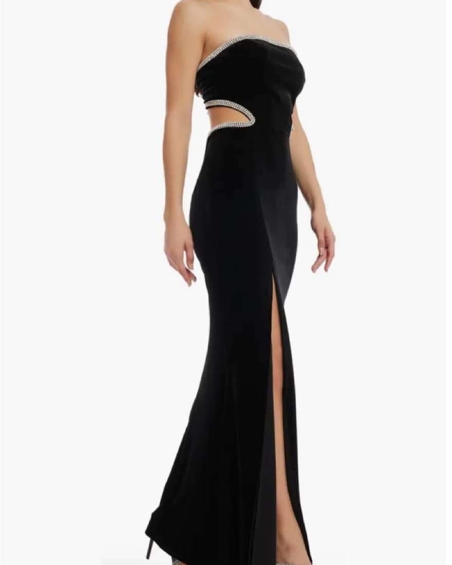Ariana Cutout Strapless Velvet Gown - Image 4