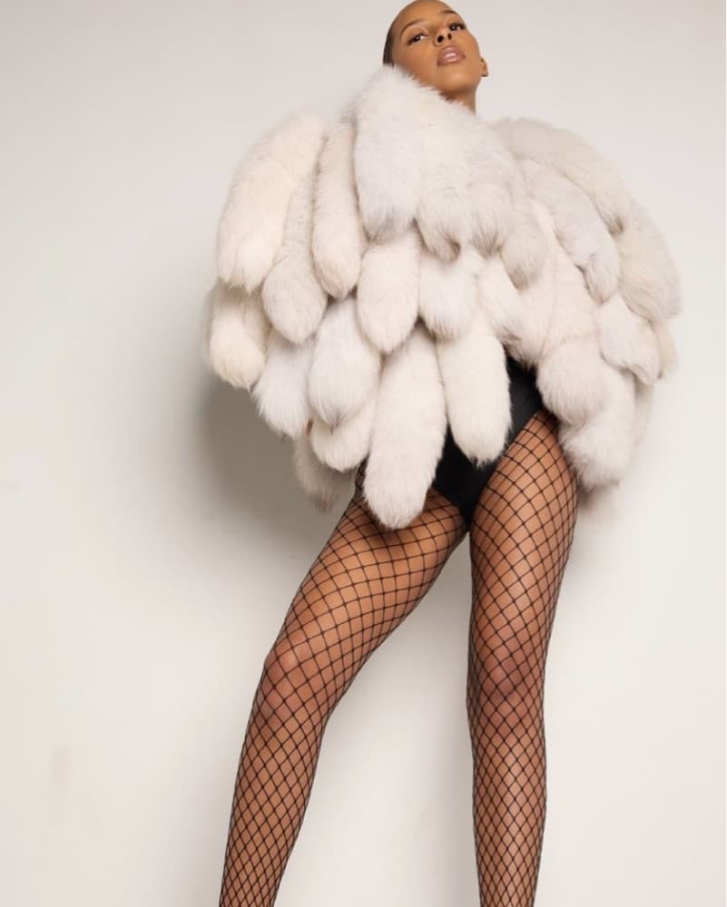 Exquisite Real Fox Fur Glam Ensemble - Image 2