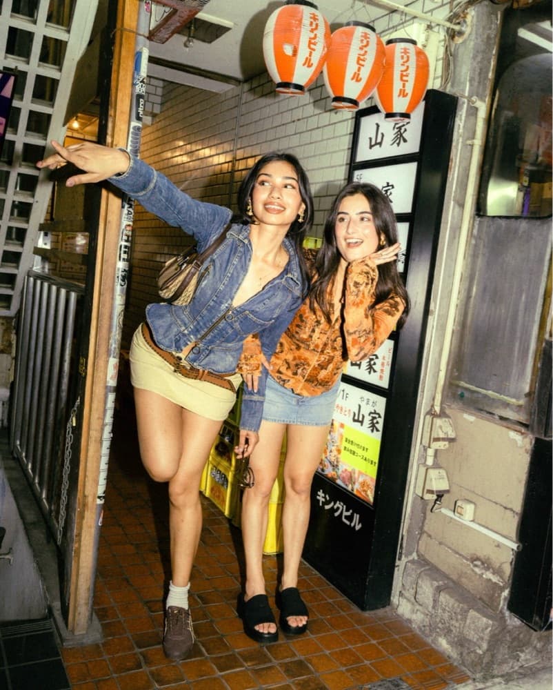 Vintage y2k denim shirt jacket  - Image 4