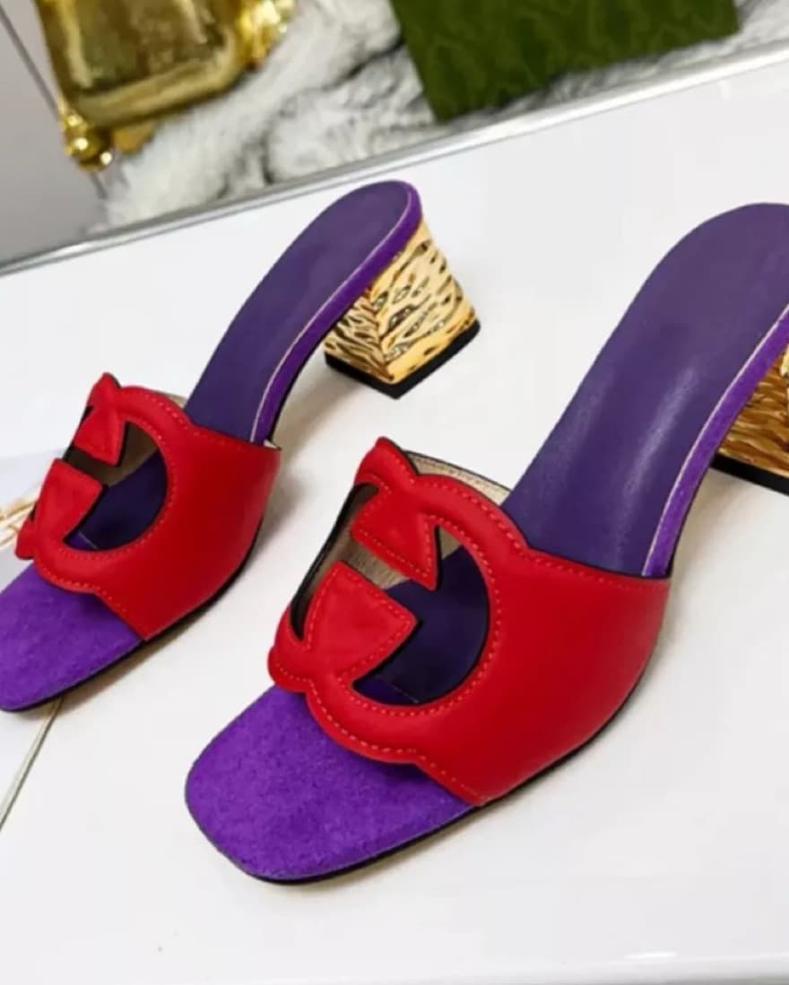 Gucci Interlocking G Slides - Image 2