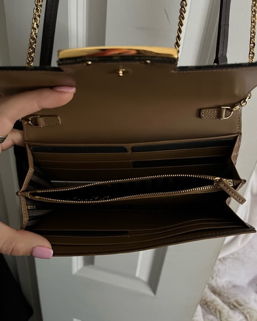 Fendi Continental Bag With Chain  - Image 3