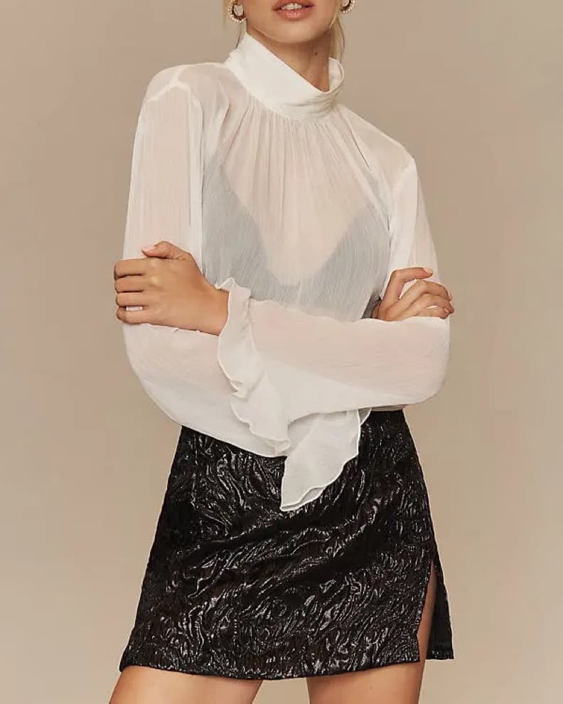 Sleek Black Textured Mini Skirt - Image 1