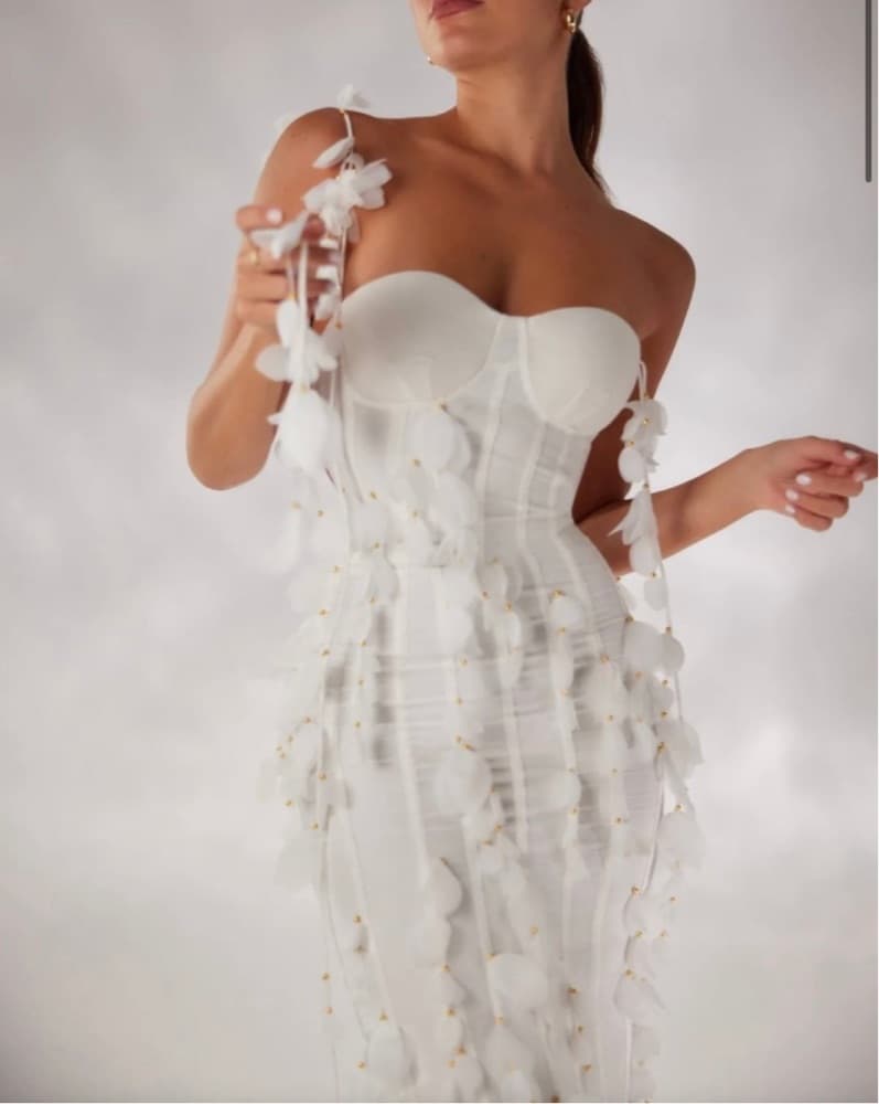 Heiress Beverly Hills Petal Maxi Dress - Image 3