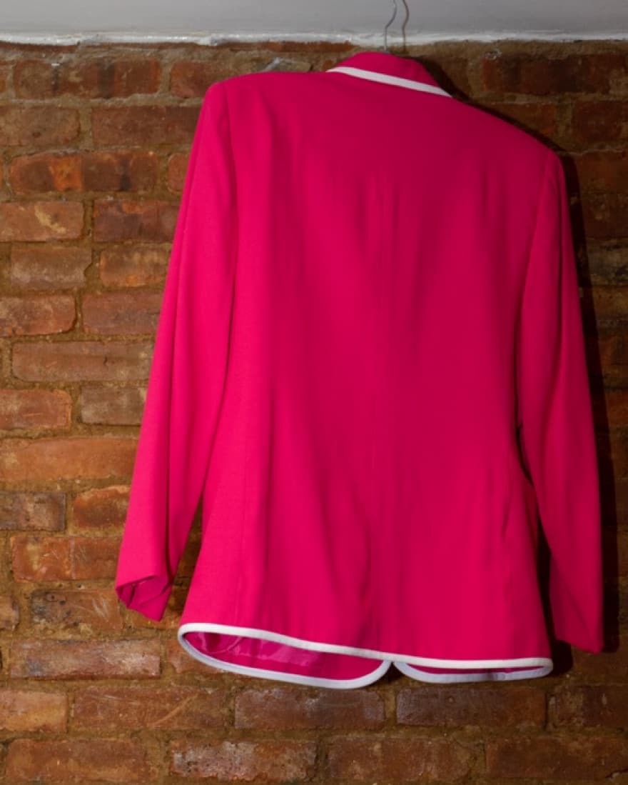 HOT PINK vintage blazer w/ white piping - Image 4