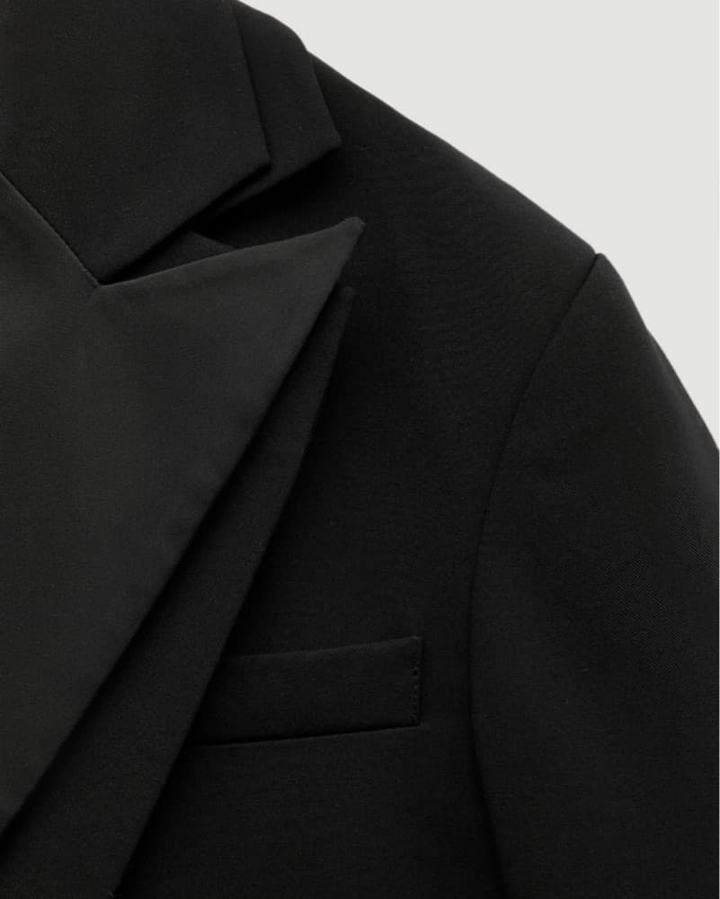 Oversized Blazer With Double Label - Image 3