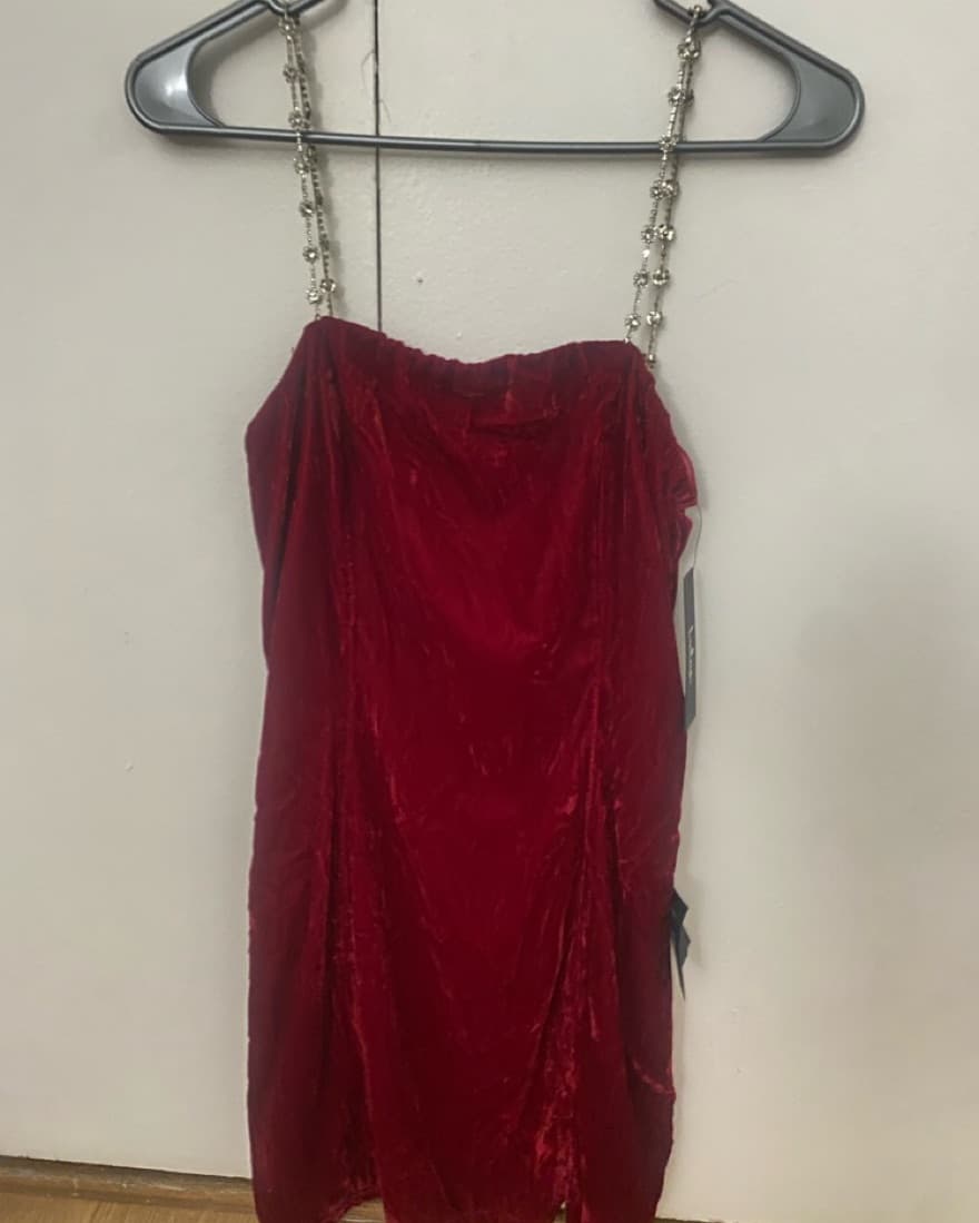 Wine red velvet Rhinestone Dress - Image 4