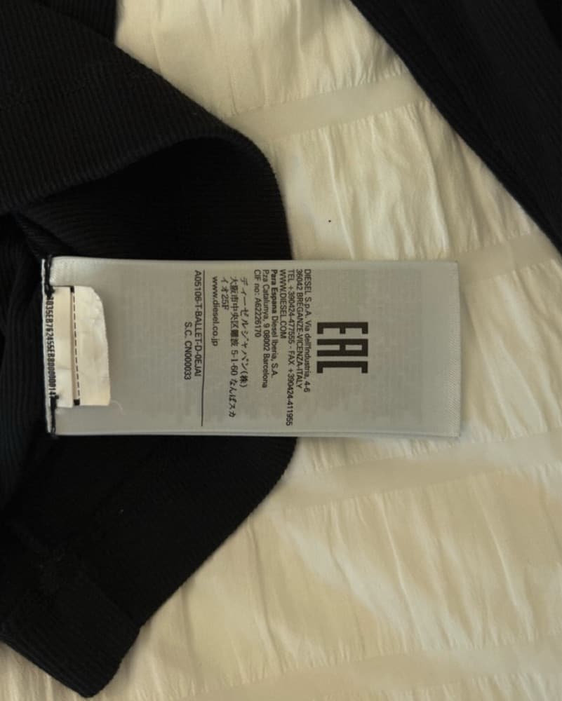 Diesel Black Long Sleeve cropped top S - Image 3