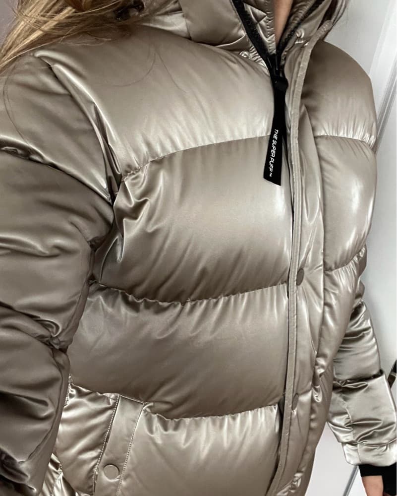 Aritzia Super Puff Crop Liquid Shine  - Image 4