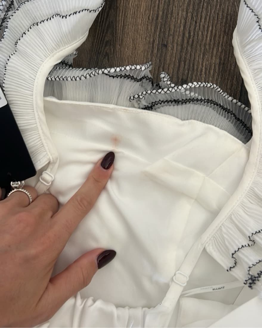 Elliatt Elegant White Floral Crop Top  - Image 6