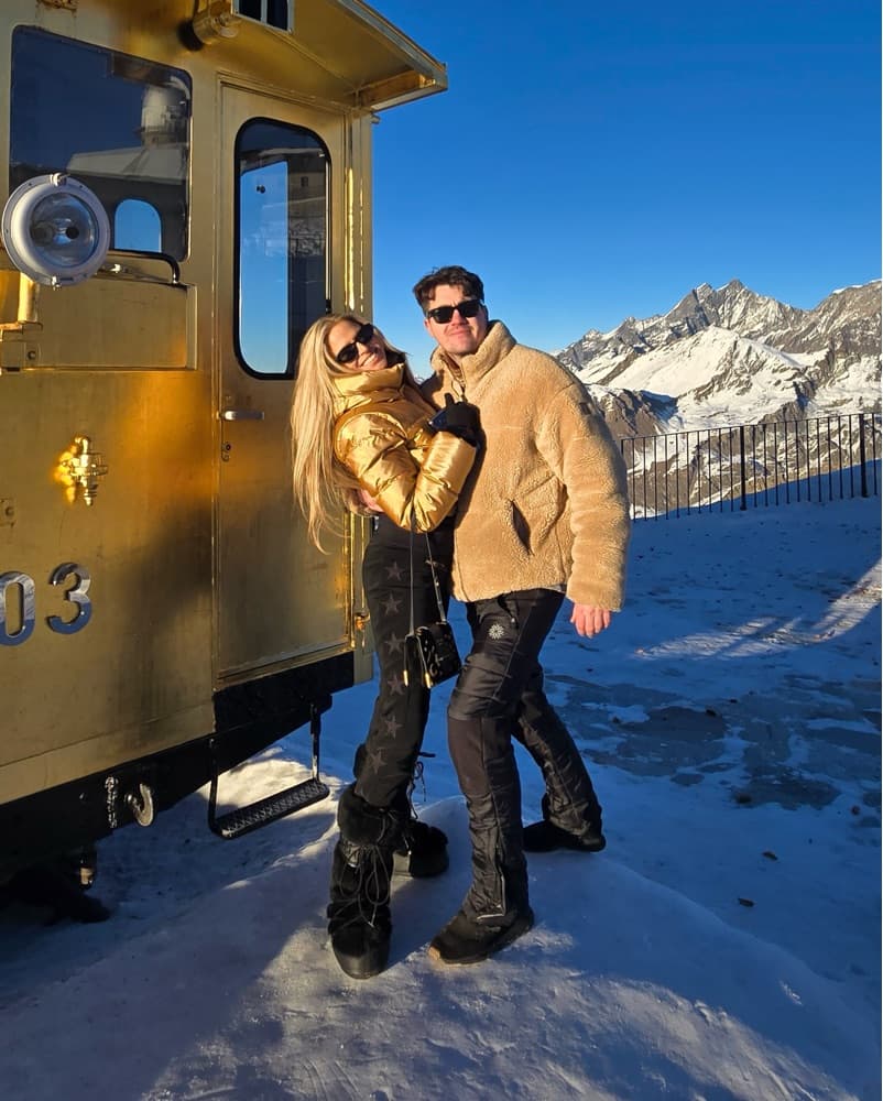 Goldbergh Ski Jacket In Gold - Image 3