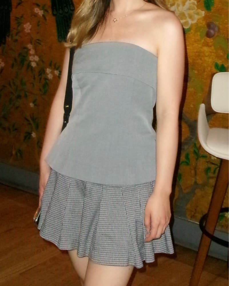 Aritzia Grey Tube Top Dupe  - Image 4