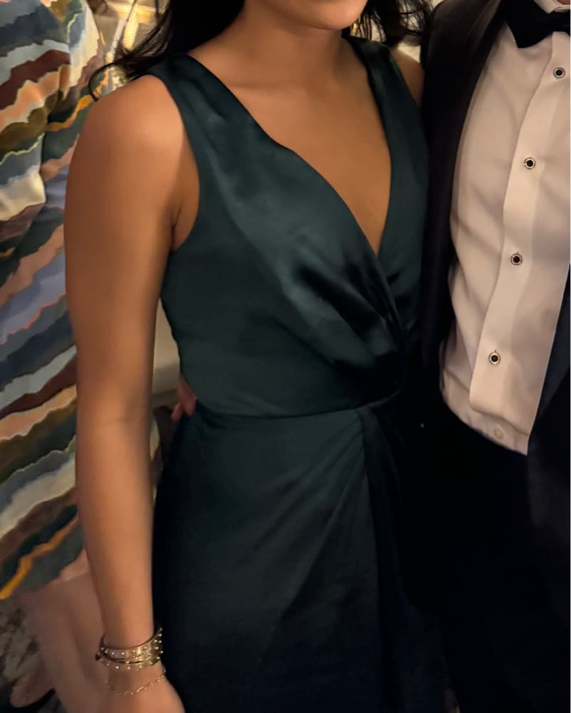Elegant Emerald Green Maxi Dress - Image 5