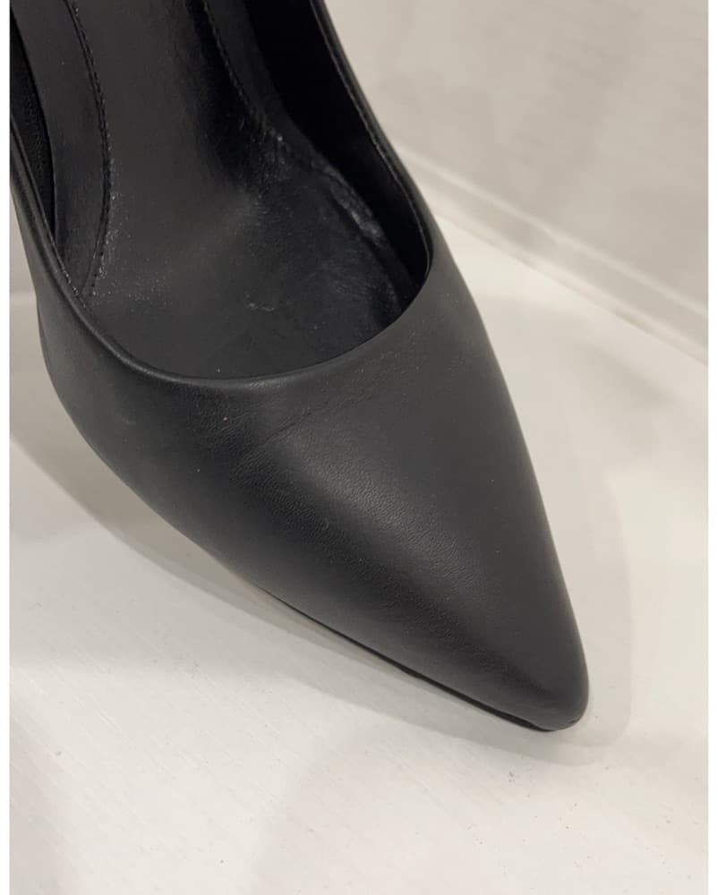 Fendi Black Leather Pumps - Image 3