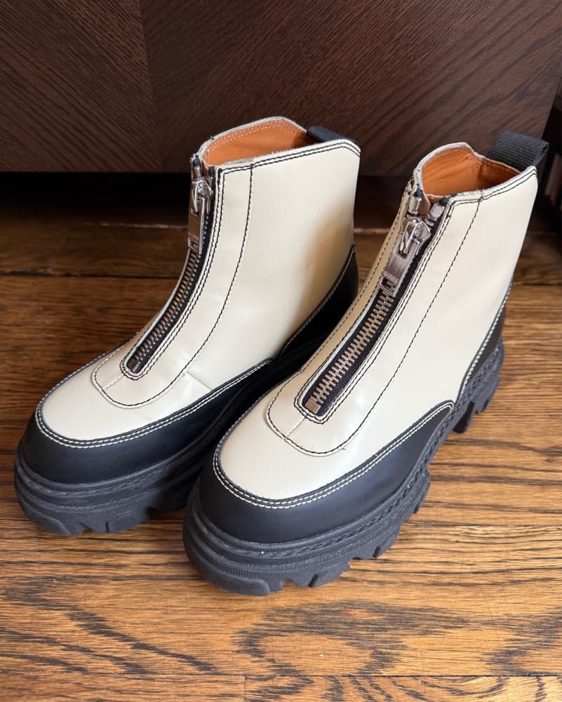 GANNI Leather Ankle Boots - Image 1