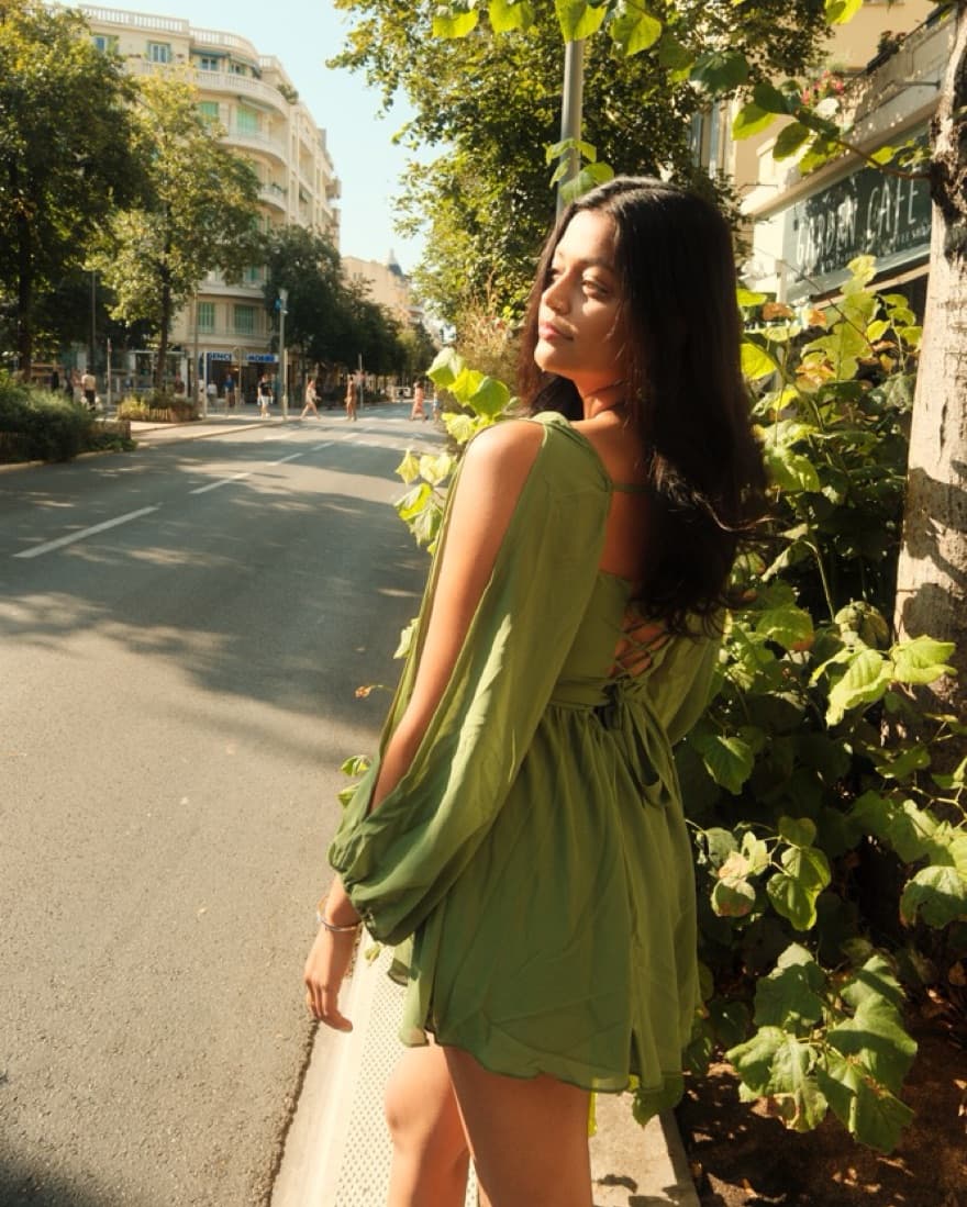Green Longsleeve Wromper Dress - Image 4