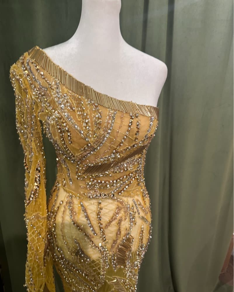 Exquisite Bejeweled One-Shoulder Gown - Image 5