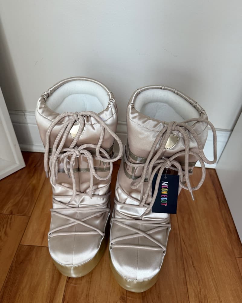 Gold Moon Boots - Image 2