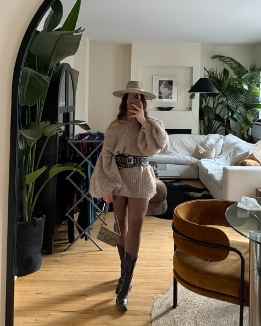 Oversized Sweater - Image 3
