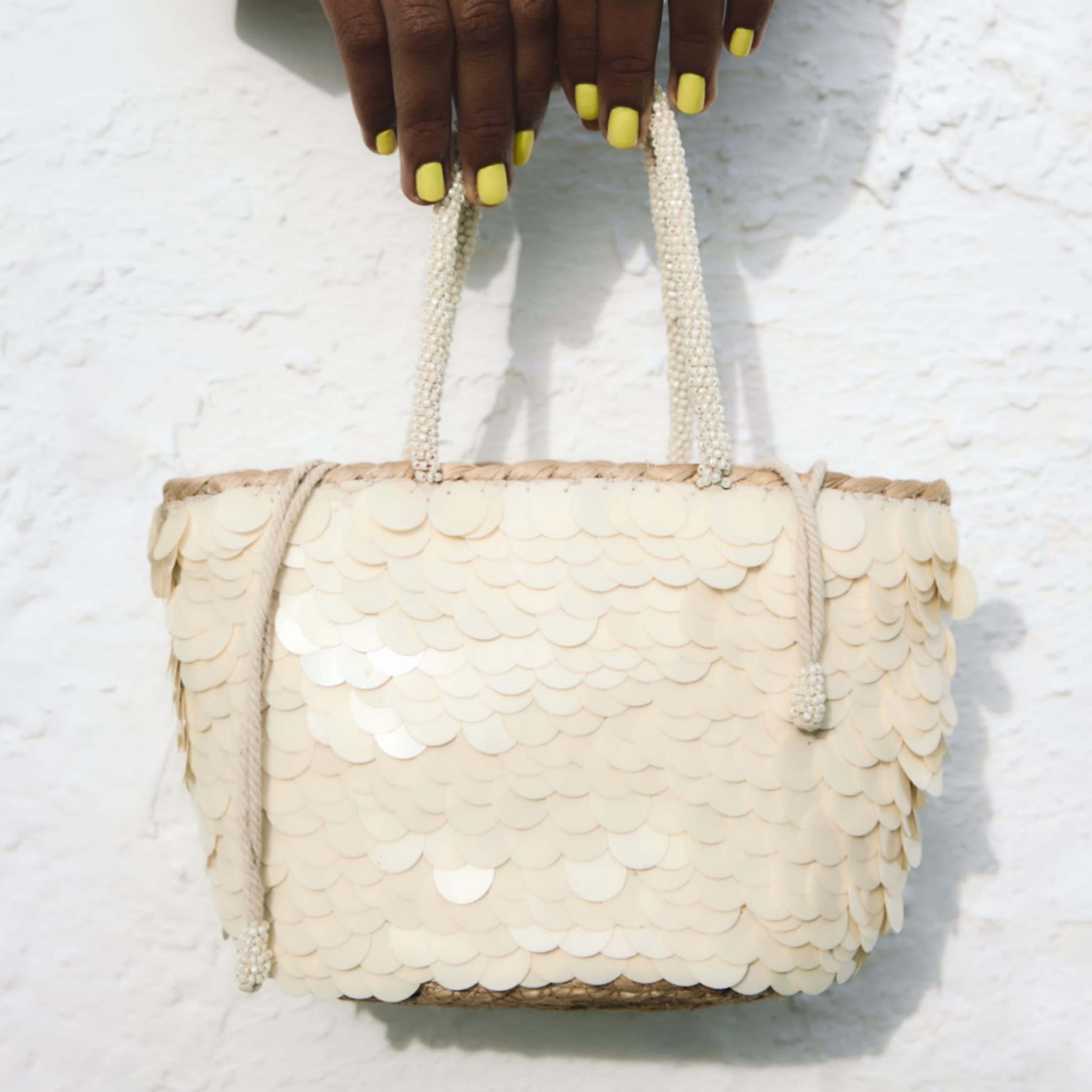 Mini Wite/Cream Sequin Bucket Bagh - Image 1