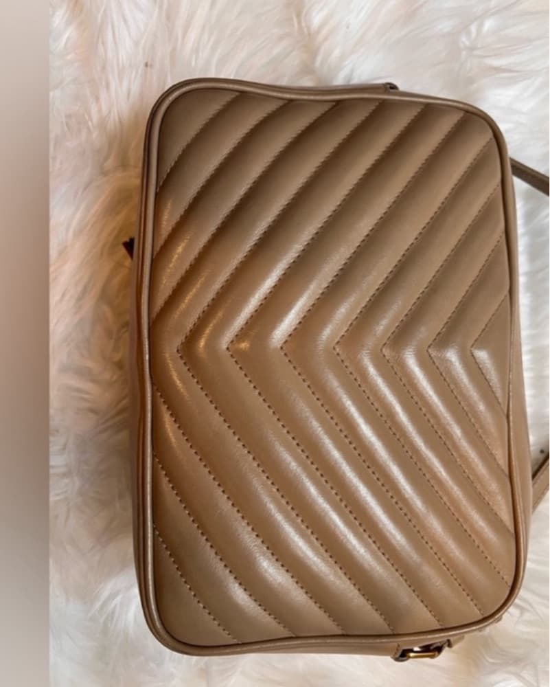 Elegant Quilted Crossbody Bag - Image 2