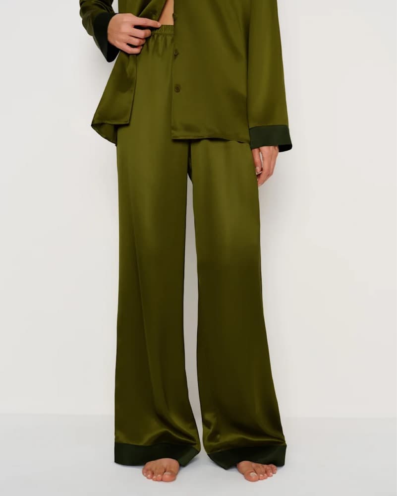 Reformation Ella Silk Set - Image 2