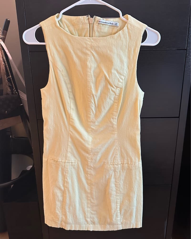 Butter Yellow Abercrombie Dress - Image 3
