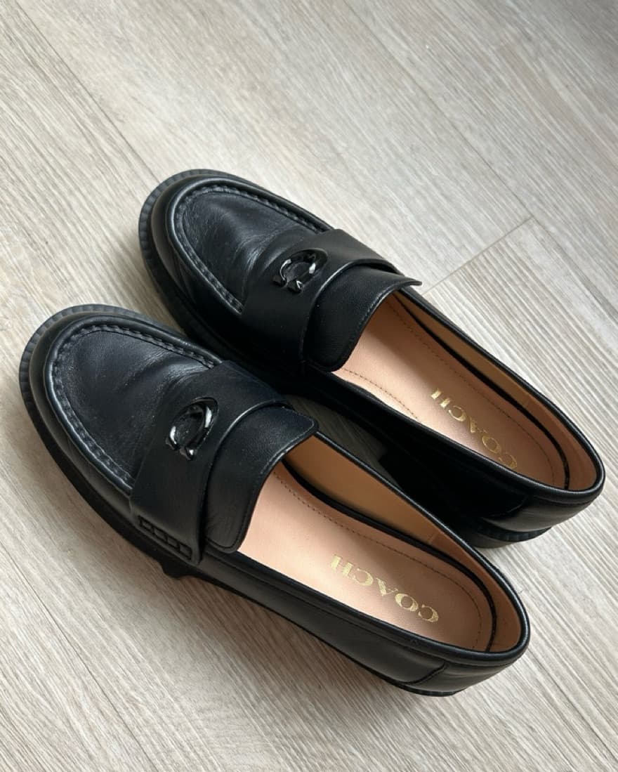 Coach Platform Loafers 8.5 - Image 4