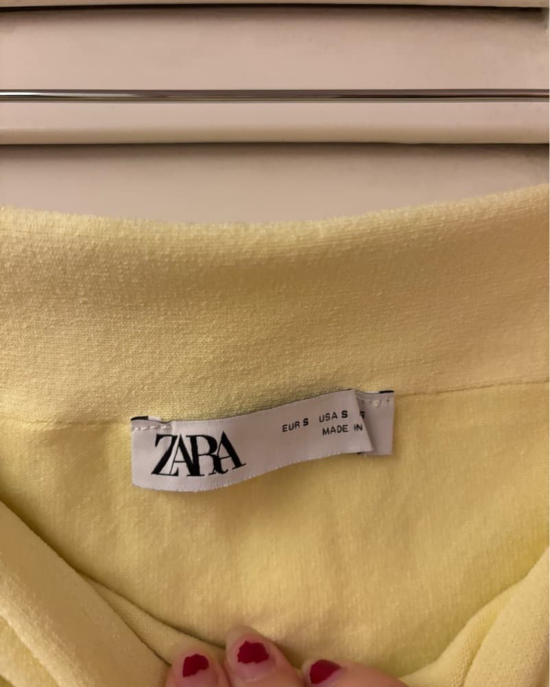 Yellow Off the Shoulder Top w/ Blue Ring - Image 2