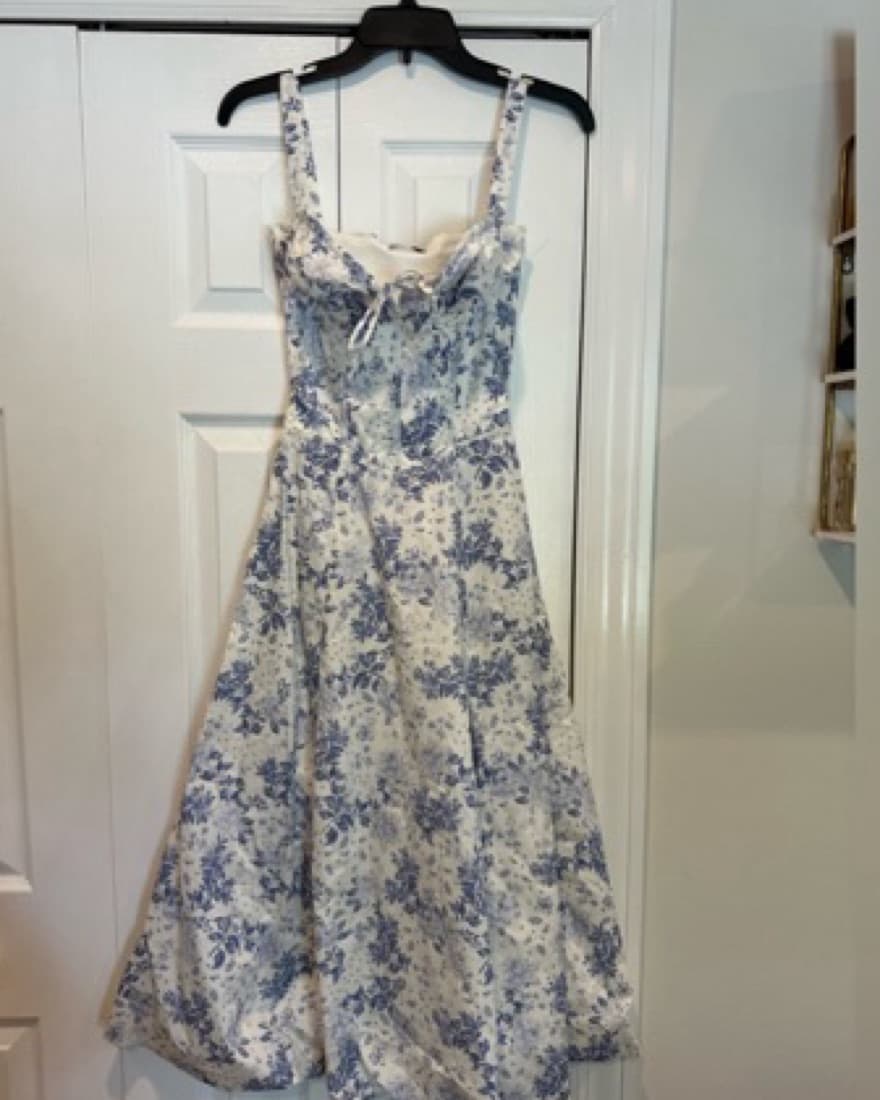 ($225) House Of CB Dress - Image 2