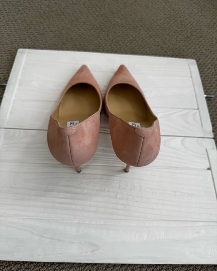 Blush Pink Suede Pointy Toe Pumps - Image 3
