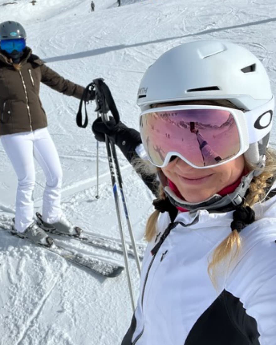 Oakley Ski Goggles plus Smith Helmet - Image 4