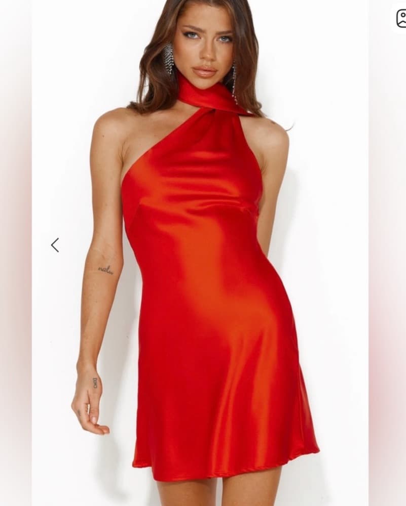Stunning Red Halter Dress W Neck Scarf - Image 1