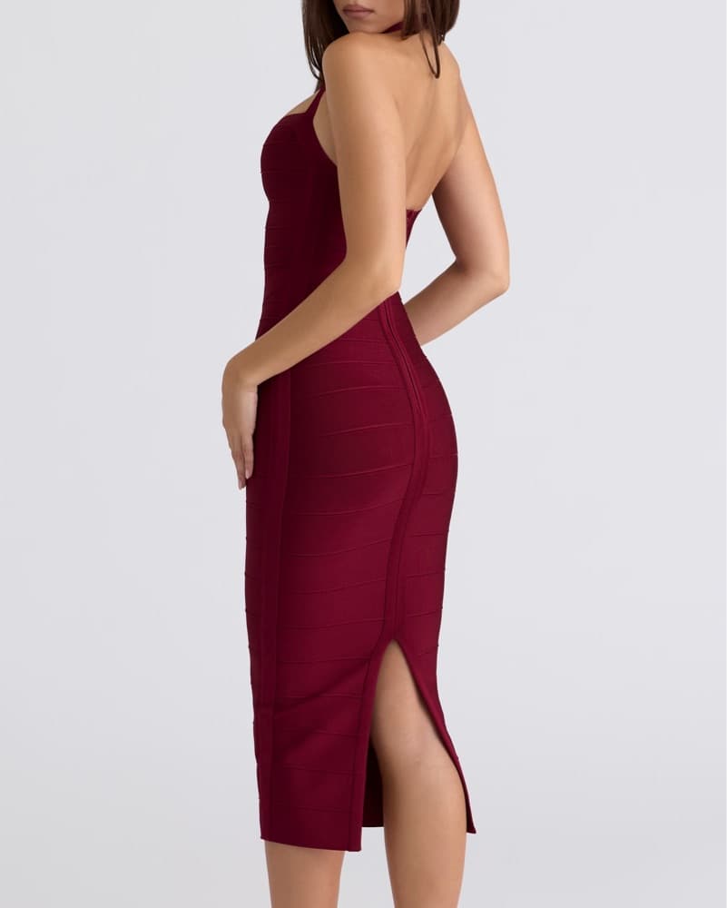 Alluring Burgundy Bodycon Dress - Image 3