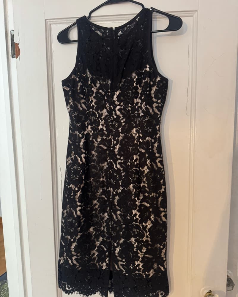 White House Black Market Cocktail Dress - Image 3