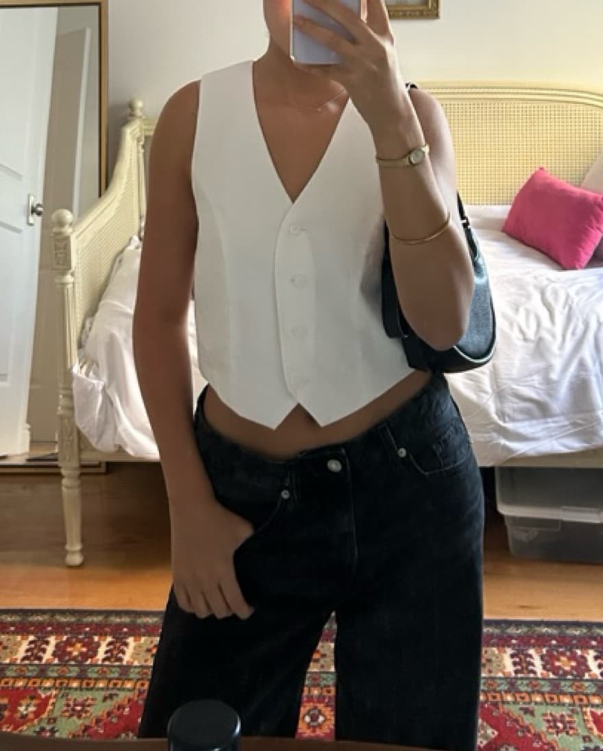 White Vest  - Image 1