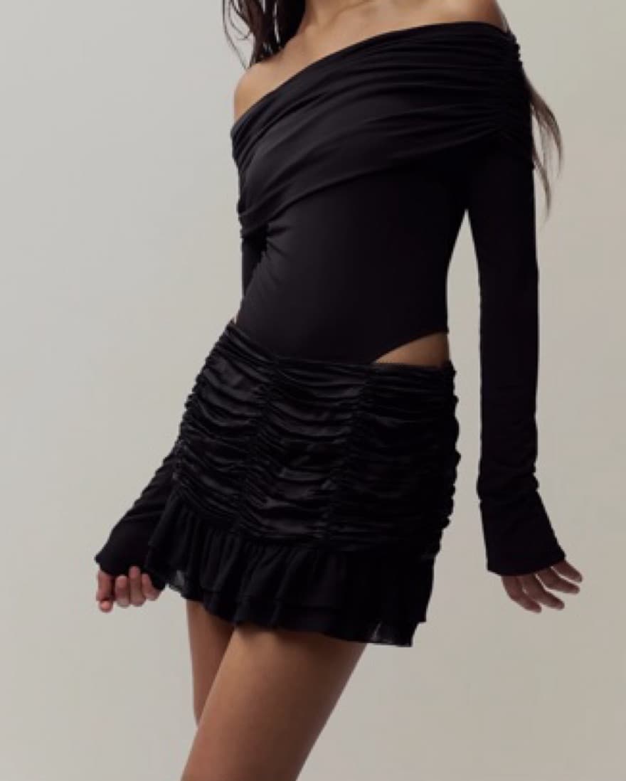 Giuzio Black Silk Mini Skirt - Image 3