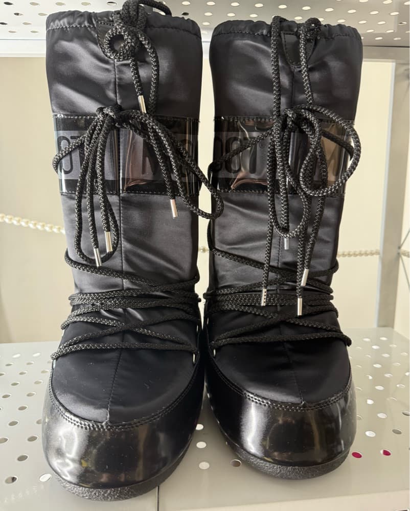 Moon Boot Glance Black Tall Icon - Image 3